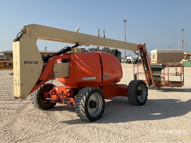 2007 JLG 600AJ 4WD Gasoline Articulating Boom Lift - Liigendpoom: pilt 5 2007 JLG 600AJ 4WD Gasoline Articulating Boom Lift - Liigendpoom: pilt 5