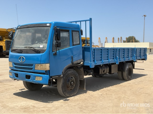 2010 FAW 1120P9K2L3E 4x2 Flatbed Truck - Madelveok/ Platvormveok: pilt 2 2010 FAW 1120P9K2L3E 4x2 Flatbed Truck - Madelveok/ Platvormveok: pilt 2