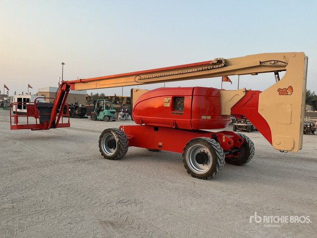 2010 JLG 800AJ 4WD Diesel Articulating Boom Lift - Liigendpoom: pilt 4 2010 JLG 800AJ 4WD Diesel Articulating Boom Lift - Liigendpoom: pilt 4