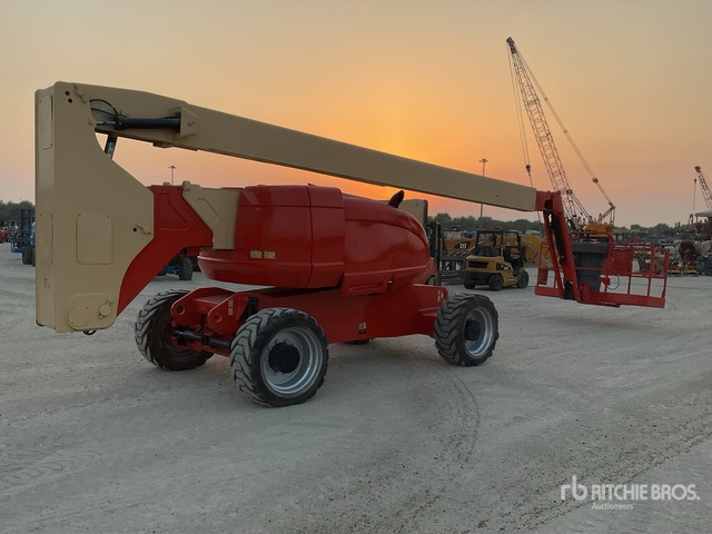 2010 JLG 800AJ 4WD Diesel Articulating Boom Lift - Liigendpoom: pilt 5 2010 JLG 800AJ 4WD Diesel Articulating Boom Lift - Liigendpoom: pilt 5