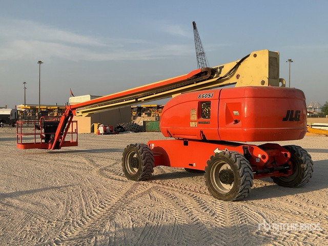 2010 JLG 860SJ 4WD Diesel Telescopic Boom Lift - Teleskooppoom: pilt 4 2010 JLG 860SJ 4WD Diesel Telescopic Boom Lift - Teleskooppoom: pilt 4