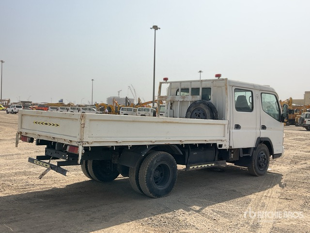 2010 Mitsubishi Canter 4x2 Crew Cab Flatbed Truck - Madelveok/ Platvormveok: pilt 4 2010 Mitsubishi Canter 4x2 Crew Cab Flatbed Truck - Madelveok/ Platvormveok: pilt 4