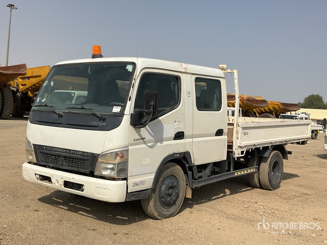 2010 Mitsubishi Canter 4x2 Crew Cab Flatbed Truck - Madelveok/ Platvormveok: pilt 1 2010 Mitsubishi Canter 4x2 Crew Cab Flatbed Truck - Madelveok/ Platvormveok: pilt 1