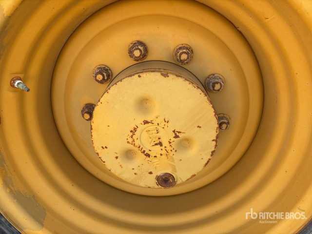 2012 Cat CS-533E Smooth Drum Compactor - Tihendaja: pilt 5 2012 Cat CS-533E Smooth Drum Compactor - Tihendaja: pilt 5