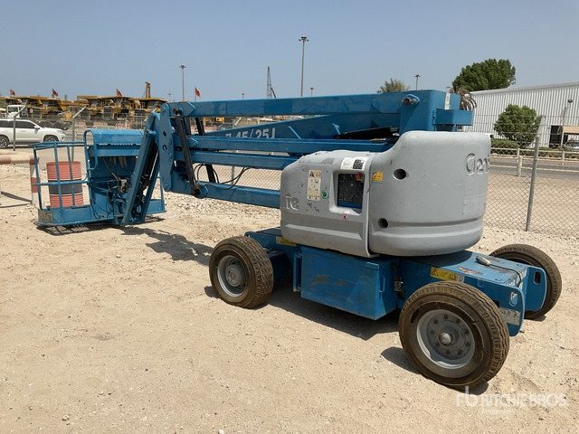 2012 Genie Z-45/25J 2WD Diesel (Inoperable) Articulating Boom Lift - Liigendpoom: pilt 4 2012 Genie Z-45/25J 2WD Diesel (Inoperable) Articulating Boom Lift - Liigendpoom: pilt 4