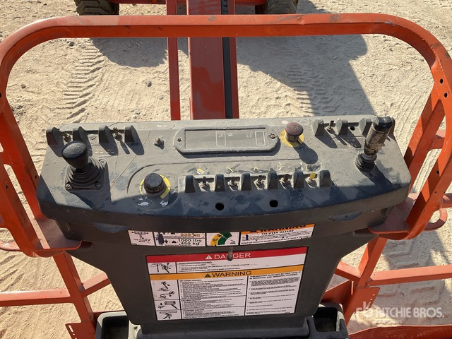 2012 JLG 600AJ 4WD Diesel Articulating Boom Lift - Liigendpoom: pilt 4 2012 JLG 600AJ 4WD Diesel Articulating Boom Lift - Liigendpoom: pilt 4