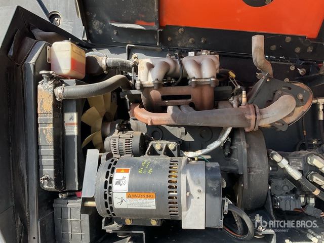 2012 JLG 800S 4WD Gasoline Telescopic Boom Lift - Teleskooppoom: pilt 5 2012 JLG 800S 4WD Gasoline Telescopic Boom Lift - Teleskooppoom: pilt 5