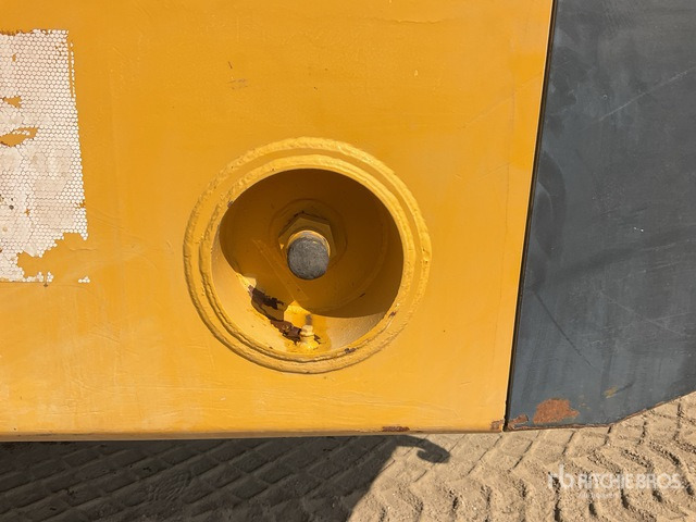 2012 Komatsu HM400-2R Articulated Dump Truck - Liigendkallur: pilt 4 2012 Komatsu HM400-2R Articulated Dump Truck - Liigendkallur: pilt 4