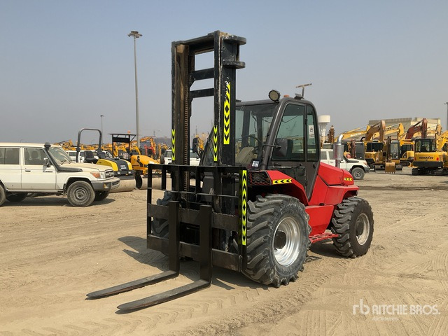 2012 Manitou M-X50-4 4x4 Rough Terrain Forklift - Ebatasasel maastikul kohanduv kahveltõstuk: pilt 2 2012 Manitou M-X50-4 4x4 Rough Terrain Forklift - Ebatasasel maastikul kohanduv kahveltõstuk: pilt 2