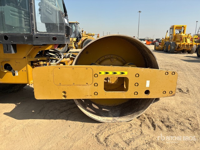 2013 Cat CS-533E Smooth Drum Compactor - Tihendaja: pilt 4 2013 Cat CS-533E Smooth Drum Compactor - Tihendaja: pilt 4