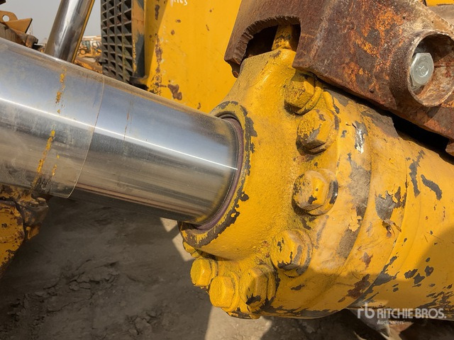 2013 Komatsu D155A-6 - Buldooser: pilt 5 2013 Komatsu D155A-6 - Buldooser: pilt 5