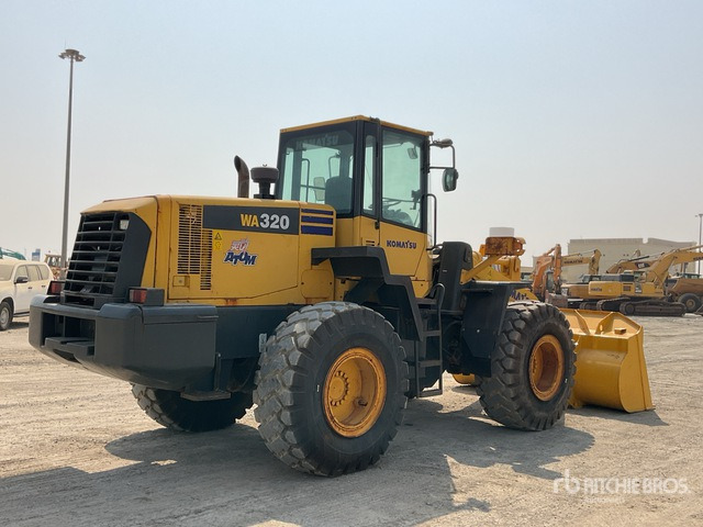 2014 Komatsu WA320-5 - Rataslaadur: pilt 4 2014 Komatsu WA320-5 - Rataslaadur: pilt 4