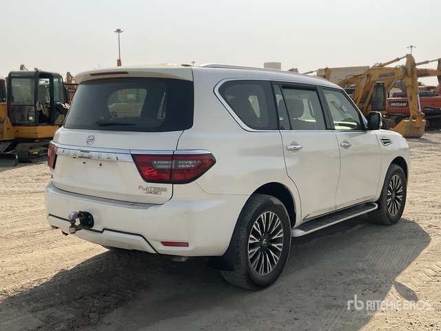 2015 Nissan Patrol Platinum 4x4 SUV - Maastur: pilt 3 2015 Nissan Patrol Platinum 4x4 SUV - Maastur: pilt 3