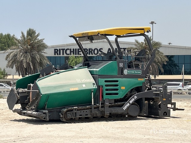 2015 Vogele SUPER 1800-2L Track Asphalt Paver - Hooldusniiduk/ Multšer: pilt 1 2015 Vogele SUPER 1800-2L Track Asphalt Paver - Hooldusniiduk/ Multšer: pilt 1