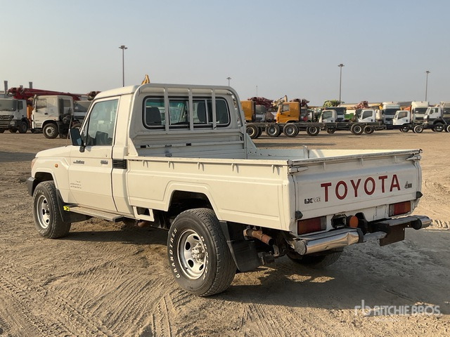 2018 Toyota Land Cruiser 79L 4x4 Pickup - Pikap: pilt 4 2018 Toyota Land Cruiser 79L 4x4 Pickup - Pikap: pilt 4