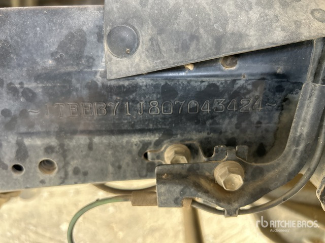 2018 Toyota Land Cruiser LX 76L 4x4 SUV - Maastur: pilt 3 2018 Toyota Land Cruiser LX 76L 4x4 SUV - Maastur: pilt 3