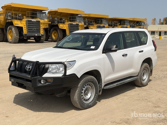 2018 Toyota Prado 150L 4x4 SUV - Maastur: pilt 1 2018 Toyota Prado 150L 4x4 SUV - Maastur: pilt 1