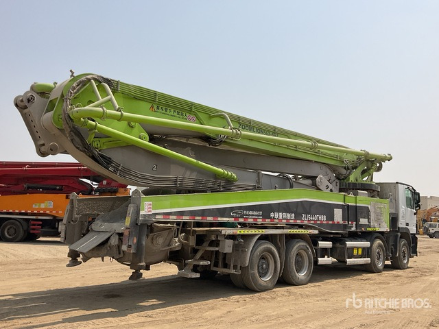 2019 Mercedes-Benz Actros 4141 2019 Zoomlion 56X-6RZ 56 m on 8 ... Concrete Pump Truck - Betoonipump: pilt 5 2019 Mercedes-Benz Actros 4141 2019 Zoomlion 56X-6RZ 56 m on 8 ... Concrete Pump Truck - Betoonipump: pilt 5