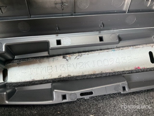 2019 Toyota RAV4 4WD SUV - Maastur: pilt 4 2019 Toyota RAV4 4WD SUV - Maastur: pilt 4