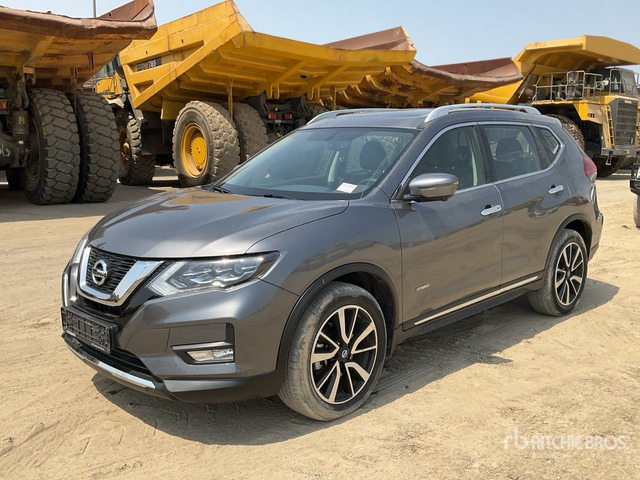 2020 Nissan X-Trail Hybrid SUV - Maastur: pilt 1 2020 Nissan X-Trail Hybrid SUV - Maastur: pilt 1