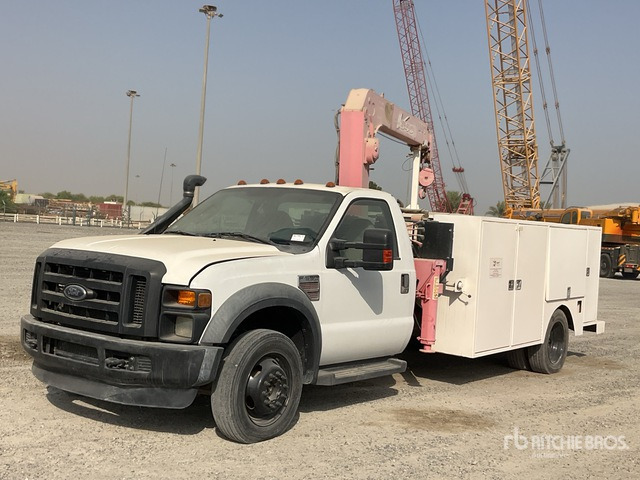 2008 Ford F550 XL Super Duty 4x4 Service Truck - Kommunaal-/ Erisõiduk: pilt 1 2008 Ford F550 XL Super Duty 4x4 Service Truck - Kommunaal-/ Erisõiduk: pilt 1