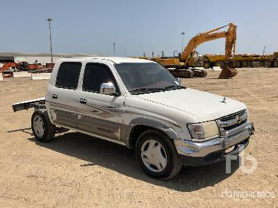 TOYOTA HILUX Crew Cab - Pikap: pilt 4 TOYOTA HILUX Crew Cab - Pikap: pilt 4