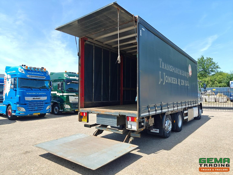 DAF CF 400 FAN 6x2/4 SpaceCab Euro6A - Schuifzeilenbak 7.7m + Laadklep 2000kg - HH Vloer - AanhangerKoppeling - Tent veoauto: pilt 2 DAF CF 400 FAN 6x2/4 SpaceCab Euro6A - Schuifzeilenbak 7.7m + Laadklep 2000kg - HH Vloer - AanhangerKoppeling - Tent veoauto: pilt 2