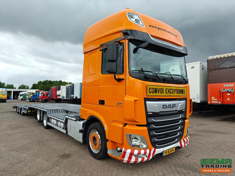 DAF XF 440 FAS 6x2 SuperSpaceCab Euro6C - Retarder + Recker 3-Assige Aanhanger - Wielkuipen - Hydraulische knik en uitschuifbaar - 02/2026 APK - Treilerveoauto: pilt 4 DAF XF 440 FAS 6x2 SuperSpaceCab Euro6C - Retarder + Recker 3-Assige Aanhanger - Wielkuipen - Hydraulische knik en uitschuifbaar - 02/2026 APK - Treilerveoauto: pilt 4