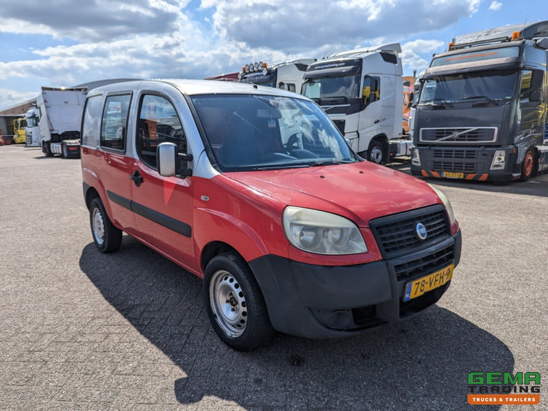 Fiat Doblò 1.9 JTD Euro4 - Handgeschakeld - Trekhaak - Väike kaubik: pilt 2 Fiat Doblò 1.9 JTD Euro4 - Handgeschakeld - Trekhaak - Väike kaubik: pilt 2