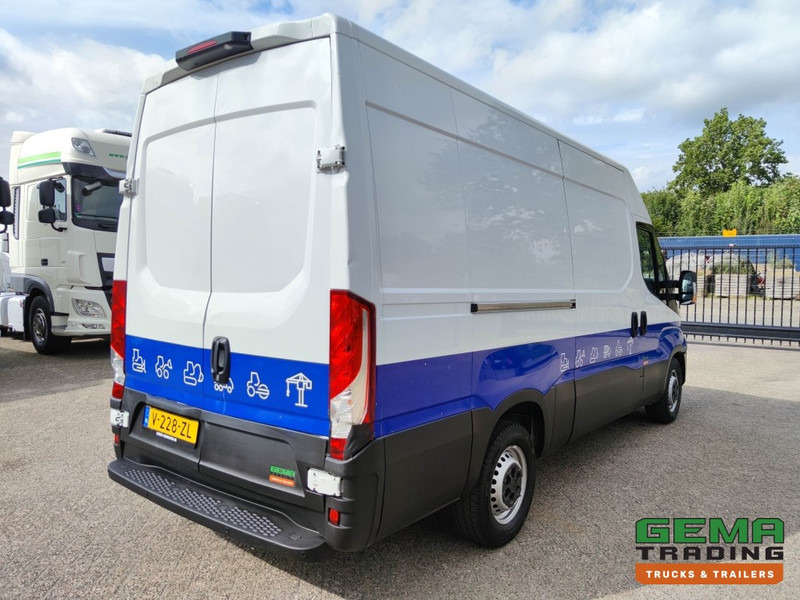 Iveco Daily 35S12 Euro6 Bestelbus L2 H2 - Handgeschakeld - Airco (A116) - Kaubik: pilt 3 Iveco Daily 35S12 Euro6 Bestelbus L2 H2 - Handgeschakeld - Airco (A116) - Kaubik: pilt 3