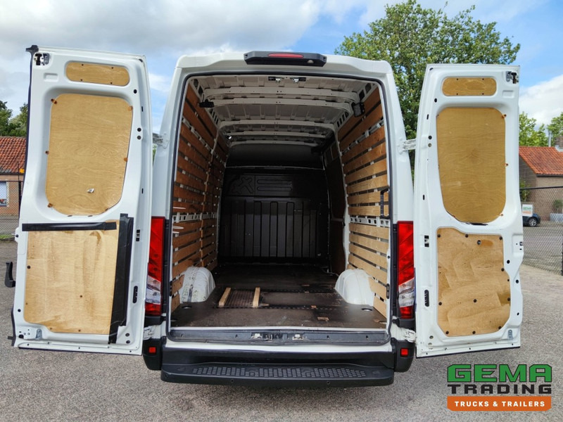 Iveco Daily 35S12 Euro6 Bestelbus L2 H2 - Handgeschakeld - Airco (A116) - Kaubik: pilt 5 Iveco Daily 35S12 Euro6 Bestelbus L2 H2 - Handgeschakeld - Airco (A116) - Kaubik: pilt 5