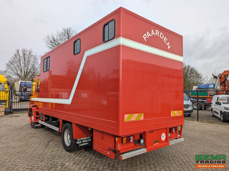 Iveco Tector ML120E24D 4x2 Euro3 DubbelCabine - Paardenwagen 3-Paards - Kleedruimte - Hydraulische klep- TOP! - Hobuseauto: pilt 4 Iveco Tector ML120E24D 4x2 Euro3 DubbelCabine - Paardenwagen 3-Paards - Kleedruimte - Hydraulische klep- TOP! - Hobuseauto: pilt 4