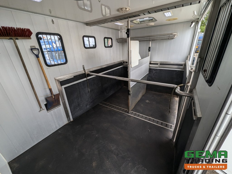 MAN TGL 12.250 4x2 Euro5 EEV RC HorseTruck - 2a3 Paards - 135.000km - MARGE (V821) - Hobuseauto: pilt 5 MAN TGL 12.250 4x2 Euro5 EEV RC HorseTruck - 2a3 Paards - 135.000km - MARGE (V821) - Hobuseauto: pilt 5