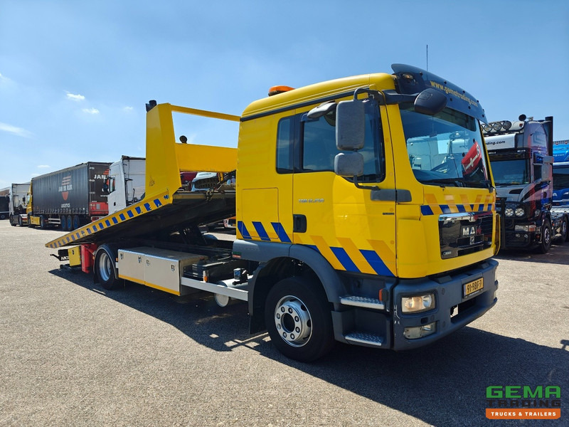 MAN TGM 12.250 4X2 BL DubbelCab 6 Pers. - Falkom FAS6000 + FAL2000 + Dubbele Lier 3600KG - Afstandsbediening - 10/2025 APK - Puksiirauto: pilt 5 MAN TGM 12.250 4X2 BL DubbelCab 6 Pers. - Falkom FAS6000 + FAL2000 + Dubbele Lier 3600KG - Afstandsbediening - 10/2025 APK - Puksiirauto: pilt 5