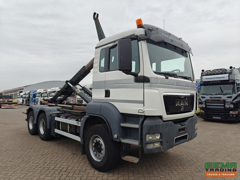 MAN TGS-TGX 26.440 6x4 Dagcabine Euro5 - AJK 20T HaakarmSysteem - Volledig Bladgeveerd - Naafreductie - Handgeschakeld - Konkstõstukiga veoauto: pilt 4 MAN TGS-TGX 26.440 6x4 Dagcabine Euro5 - AJK 20T HaakarmSysteem - Volledig Bladgeveerd - Naafreductie - Handgeschakeld - Konkstõstukiga veoauto: pilt 4