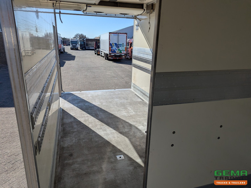 Külmutiga veoauto Mercedes-Benz ATEGO 1222 L 4x2 Dagcab Euro5 - Koel-Vriesbak 6.3M - Carrier Supra 950MT + Laadklep 2000KG - Zijdeuren: pilt 11