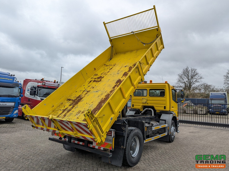 Mercedes-Benz Axor 1828 4x2 Daycab Euro3 - Kipper - Voll Bladvering - 56.087 km Origineel! - Kallurauto: pilt 2 Mercedes-Benz Axor 1828 4x2 Daycab Euro3 - Kipper - Voll Bladvering - 56.087 km Origineel! - Kallurauto: pilt 2