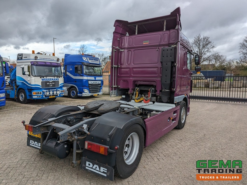 DAF FT XF105.410 4x2 Euro5 FT XF105.410 4x2 SpaceCab Euro5 - Side Skirts - Spare Wheel - Original Holland truck (T1333) - Sadulveok: pilt 3 DAF FT XF105.410 4x2 Euro5 FT XF105.410 4x2 SpaceCab Euro5 - Side Skirts - Spare Wheel - Original Holland truck (T1333) - Sadulveok: pilt 3