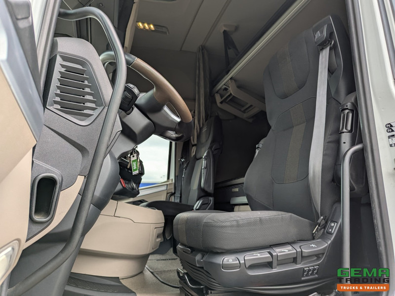 DAF XG+ 4x2 Euro6E - MEGA/Lowdeck - Retarder - Dubbele tanks - MirrorCam - 3 DVS StarRating - Sadulveok: pilt 5 DAF XG+ 4x2 Euro6E - MEGA/Lowdeck - Retarder - Dubbele tanks - MirrorCam - 3 DVS StarRating - Sadulveok: pilt 5