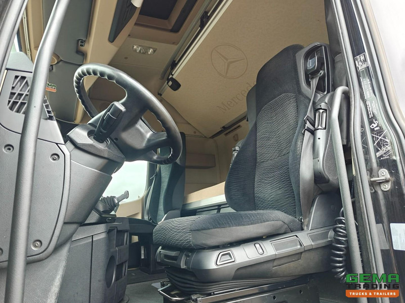 Mercedes-Benz Actros 1942 4x2 Megaspace Euro6 - Dubbele Tanks - SneeuwKettingen - SMARTTacho V2 - 02/2026 APK - Sadulveok: pilt 5 Mercedes-Benz Actros 1942 4x2 Megaspace Euro6 - Dubbele Tanks - SneeuwKettingen - SMARTTacho V2 - 02/2026 APK - Sadulveok: pilt 5