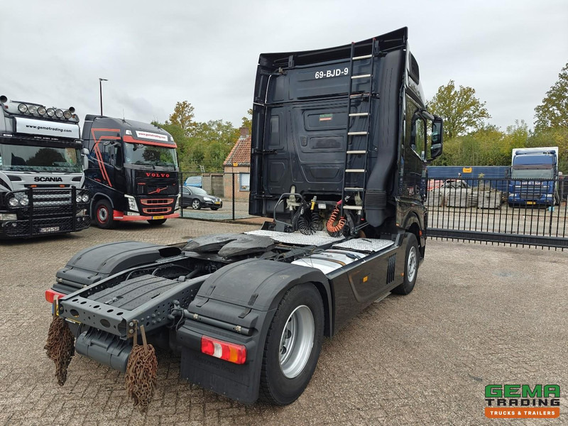 Mercedes-Benz Actros 1942 4x2 Megaspace Euro6 - Dubbele Tanks - SneeuwKettingen - SMARTTacho V2 - 02/2026 APK - Sadulveok: pilt 3 Mercedes-Benz Actros 1942 4x2 Megaspace Euro6 - Dubbele Tanks - SneeuwKettingen - SMARTTacho V2 - 02/2026 APK - Sadulveok: pilt 3