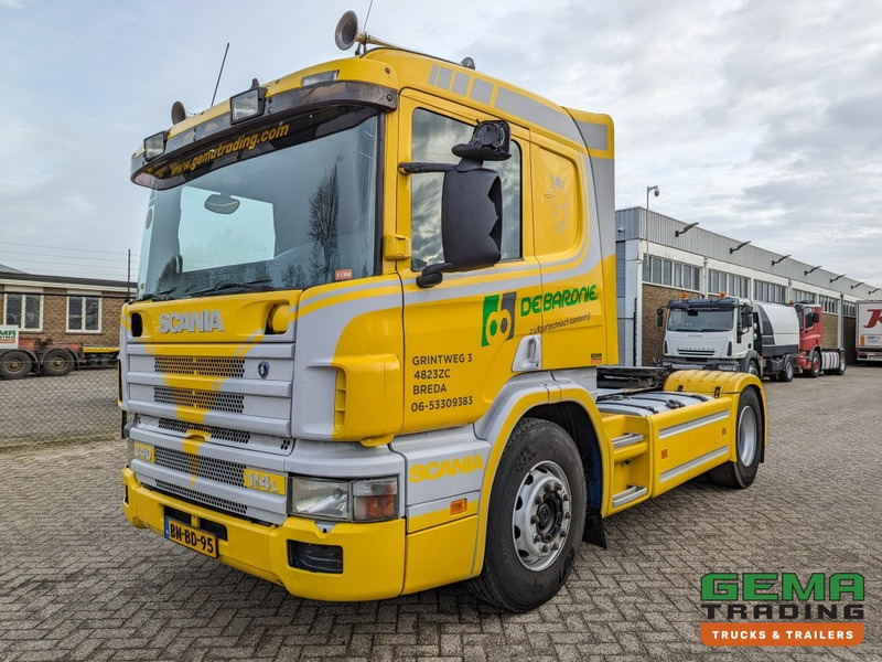 Scania P114-340 LA 4x2 CP19 Euro3 Manual - Side Skirts - Toolbox (T1350) - Sadulveok: pilt 1 Scania P114-340 LA 4x2 CP19 Euro3 Manual - Side Skirts - Toolbox (T1350) - Sadulveok: pilt 1