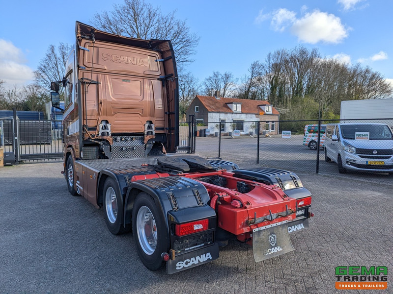 Scania S730 6x4 Topline Euro6 - V8 - Retarder - Costum Interior - Vollucht - Alcoa's - Sadulveok: pilt 4 Scania S730 6x4 Topline Euro6 - V8 - Retarder - Costum Interior - Vollucht - Alcoa's - Sadulveok: pilt 4