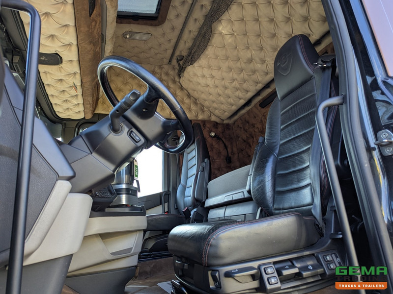 Scania S730 6x4 Topline Euro6 - V8 - Retarder - Costum Interior - Vollucht - Alcoa's - Sadulveok: pilt 5 Scania S730 6x4 Topline Euro6 - V8 - Retarder - Costum Interior - Vollucht - Alcoa's - Sadulveok: pilt 5