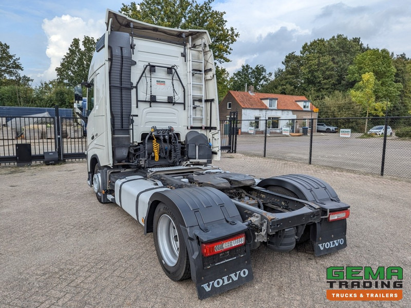 Volvo FH420 4x2 Euro6 FH420 4x2 Globetrotter Euro6 - XLOW / Mega - VEB+ - Double Tanks - Air Suspension (T1539) - Sadulveok: pilt 4 Volvo FH420 4x2 Euro6 FH420 4x2 Globetrotter Euro6 - XLOW / Mega - VEB+ - Double Tanks - Air Suspension (T1539) - Sadulveok: pilt 4