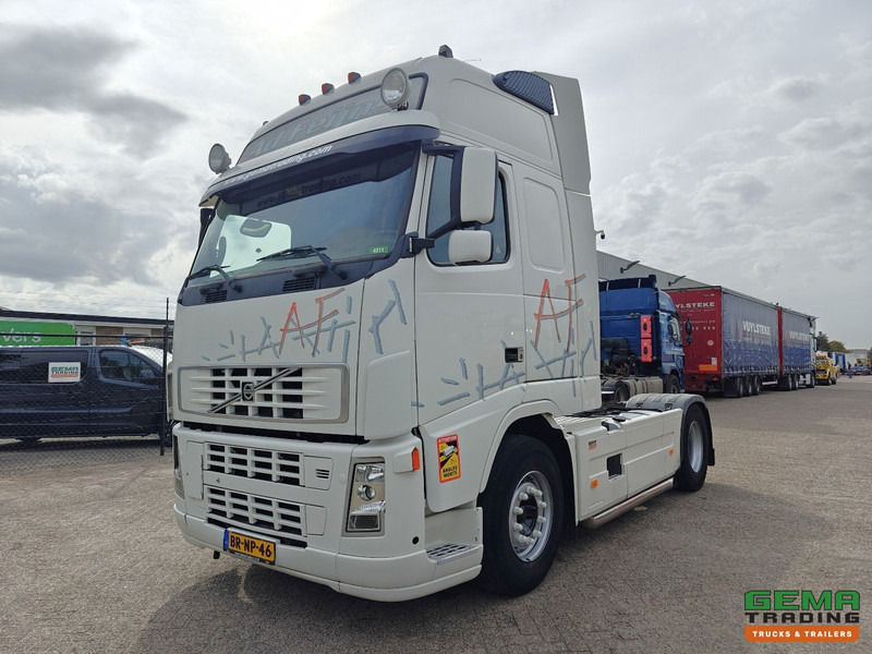 Volvo FH460 4x2 Globetrotter XL Euro3 - Dubbele Tanks - NL Truck - Sadulveok: pilt 1 Volvo FH460 4x2 Globetrotter XL Euro3 - Dubbele Tanks - NL Truck - Sadulveok: pilt 1