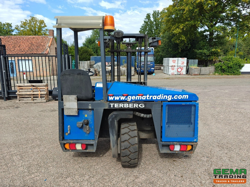 Terberg Kinglifter TKL-M-1x3 - Yanmar Diesel - 2500KG - 3523 uur - Veoautol põhinev kahveltõstuk: pilt 5 Terberg Kinglifter TKL-M-1x3 - Yanmar Diesel - 2500KG - 3523 uur - Veoautol põhinev kahveltõstuk: pilt 5