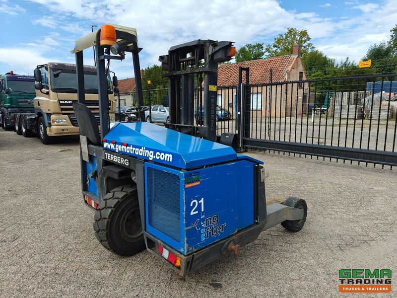 Terberg Kinglifter TKL-M-1x3 - Yanmar Diesel - 2500KG - 3523 uur - Veoautol põhinev kahveltõstuk: pilt 4 Terberg Kinglifter TKL-M-1x3 - Yanmar Diesel - 2500KG - 3523 uur - Veoautol põhinev kahveltõstuk: pilt 4