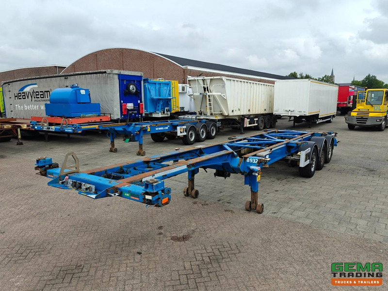 Van Hool 3B0079 3-Assen SAF - Schijfremmen - Alle aansluitingen / Universeel chassis - Konteinerveduk/ Tõstukiga poolhaagis: pilt 2 Van Hool 3B0079 3-Assen SAF - Schijfremmen - Alle aansluitingen / Universeel chassis - Konteinerveduk/ Tõstukiga poolhaagis: pilt 2