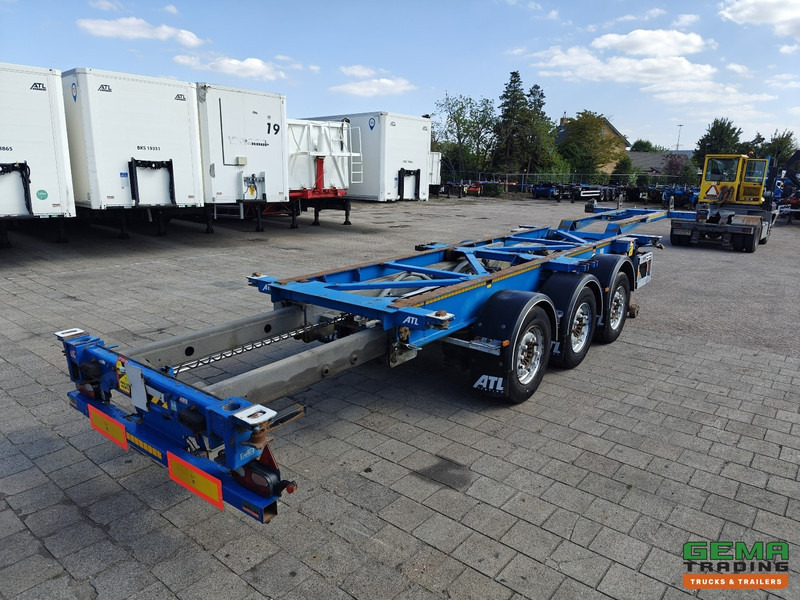 Van Hool 3B0079 3-Assen SAF - Schijfremmen - Alle aansluitingen / Universeel chassis - Konteinerveduk/ Tõstukiga poolhaagis: pilt 1 Van Hool 3B0079 3-Assen SAF - Schijfremmen - Alle aansluitingen / Universeel chassis - Konteinerveduk/ Tõstukiga poolhaagis: pilt 1